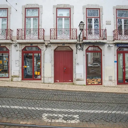 Apartment Lovelystay - Distinctive & Unique Next To Se Cathedral Of - 5 Min To Chiado Lissabon