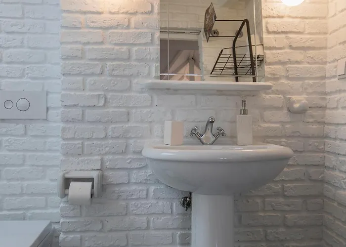 Lovelystay - Distinctive & Unique Next To Se Cathedral Of - 5 Min To Chiado Διαμέρισμα