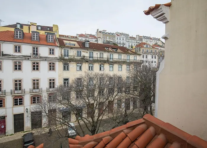 Lovelystay - Distinctive & Unique Next To Se Cathedral Of - 5 Min To Chiado Apartment *