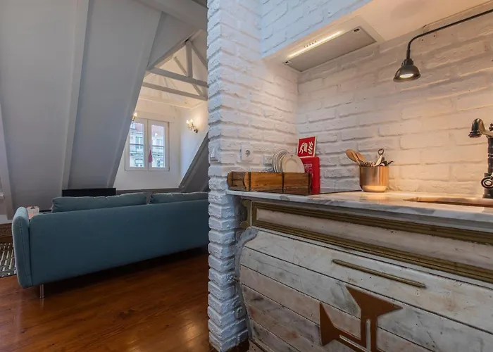 Lovelystay - Distinctive&unique Next To Sé Cathedral Of - 5 Min To Chiado Appartamento